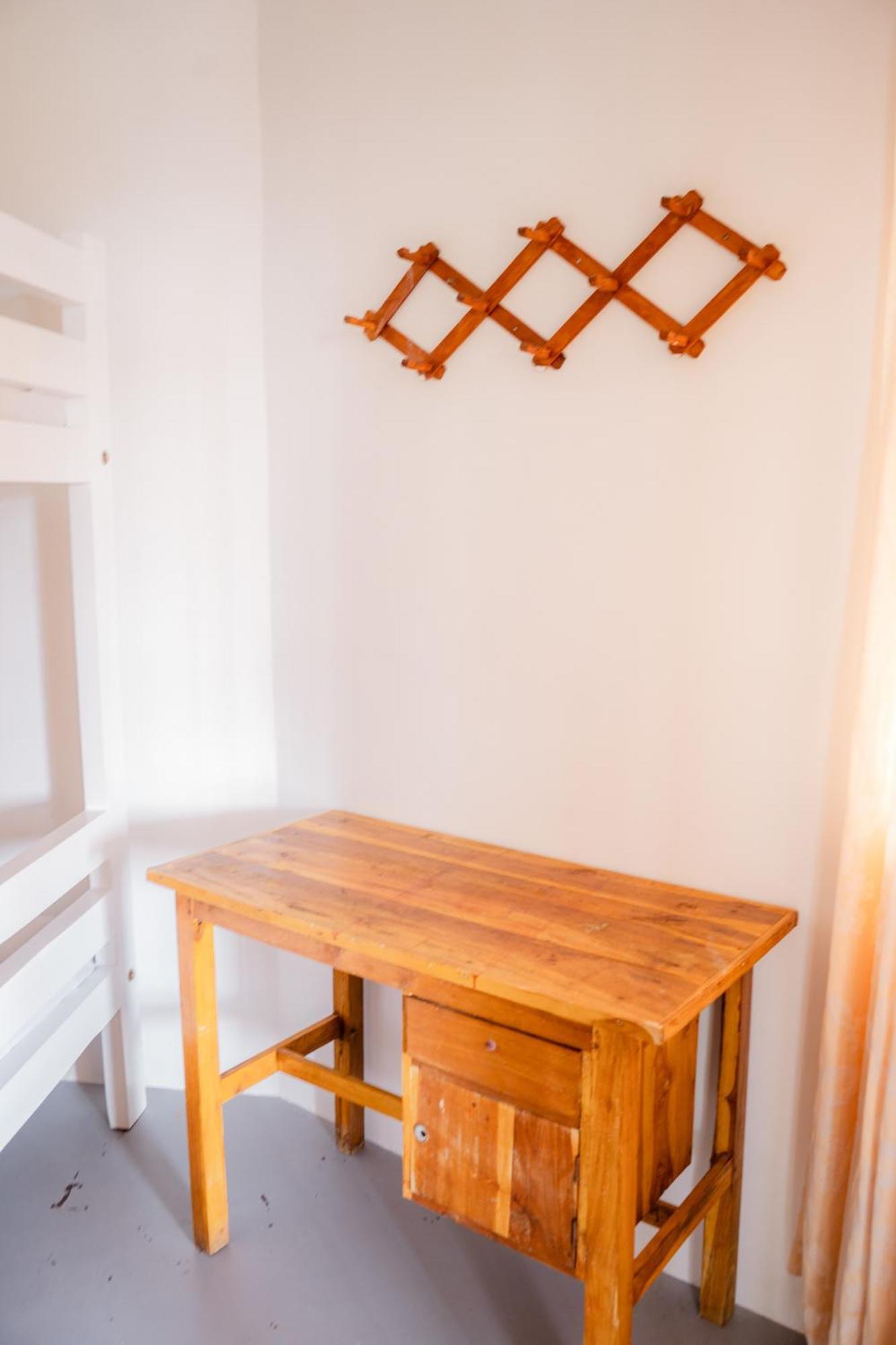 Asanka Surf House & Resturant Bed & Breakfast Midigama East Exterior foto