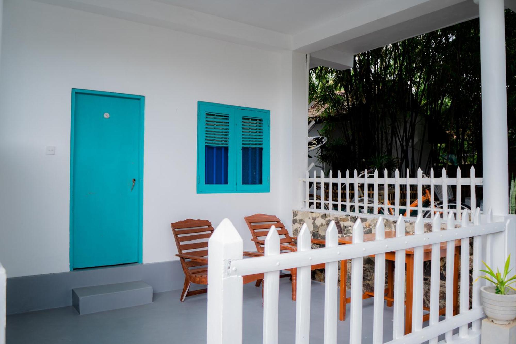 Asanka Surf House & Resturant Bed & Breakfast Midigama East Exterior foto